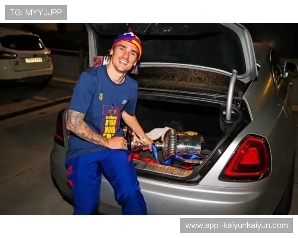 巴萨财务健康改善，十连胜背后管理成功案例